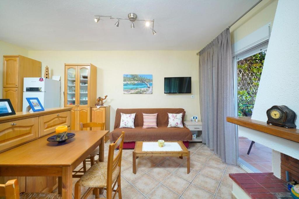 Вилла Golden Beach Maisonettes Хриси-Амудия Номер фото